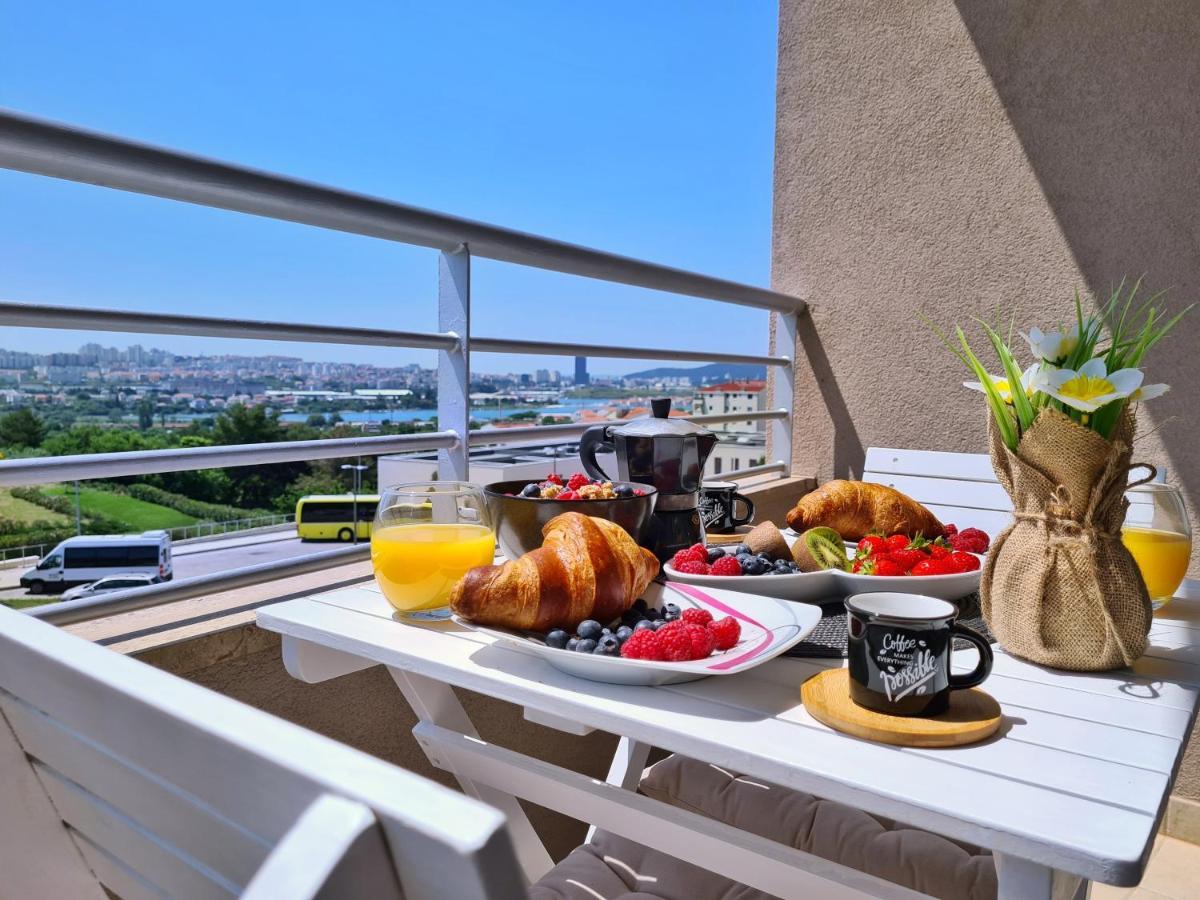 Luxury Apartment Salona ภายนอก รูปภาพ